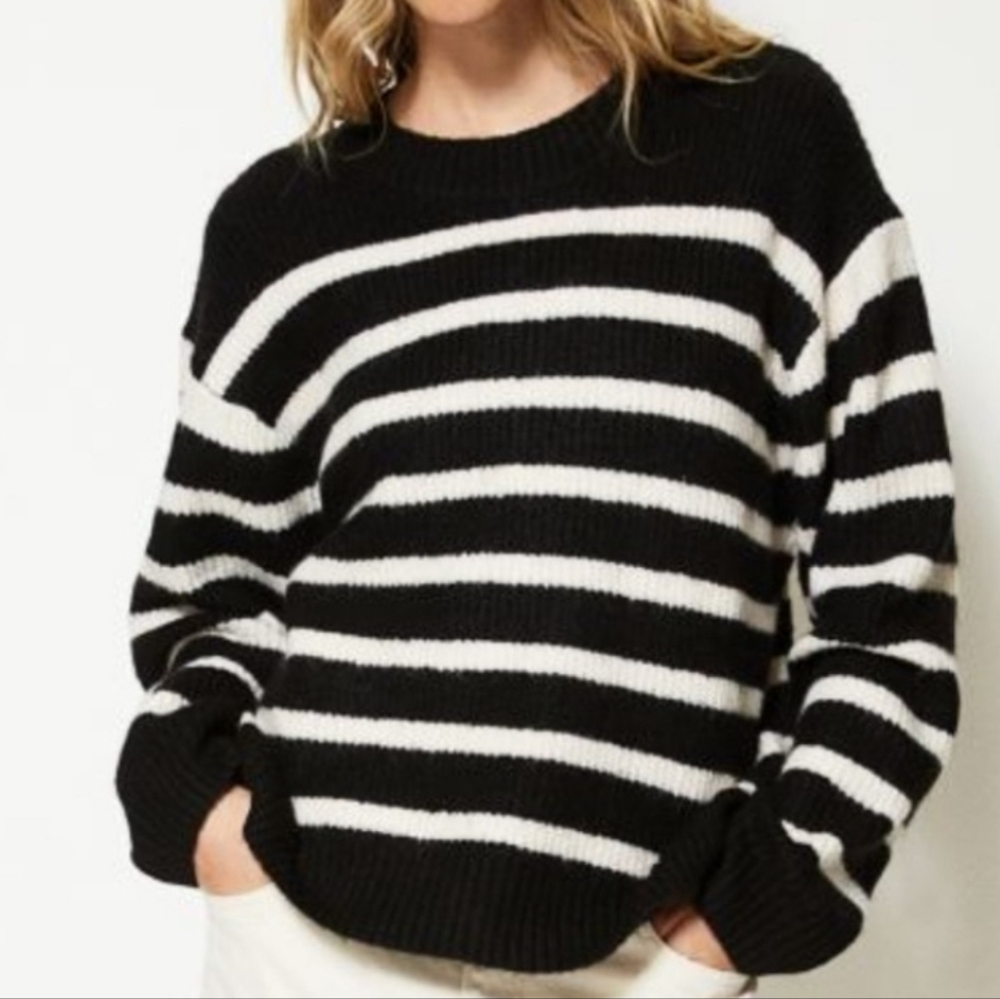 Striped Black and White Women's Sweater